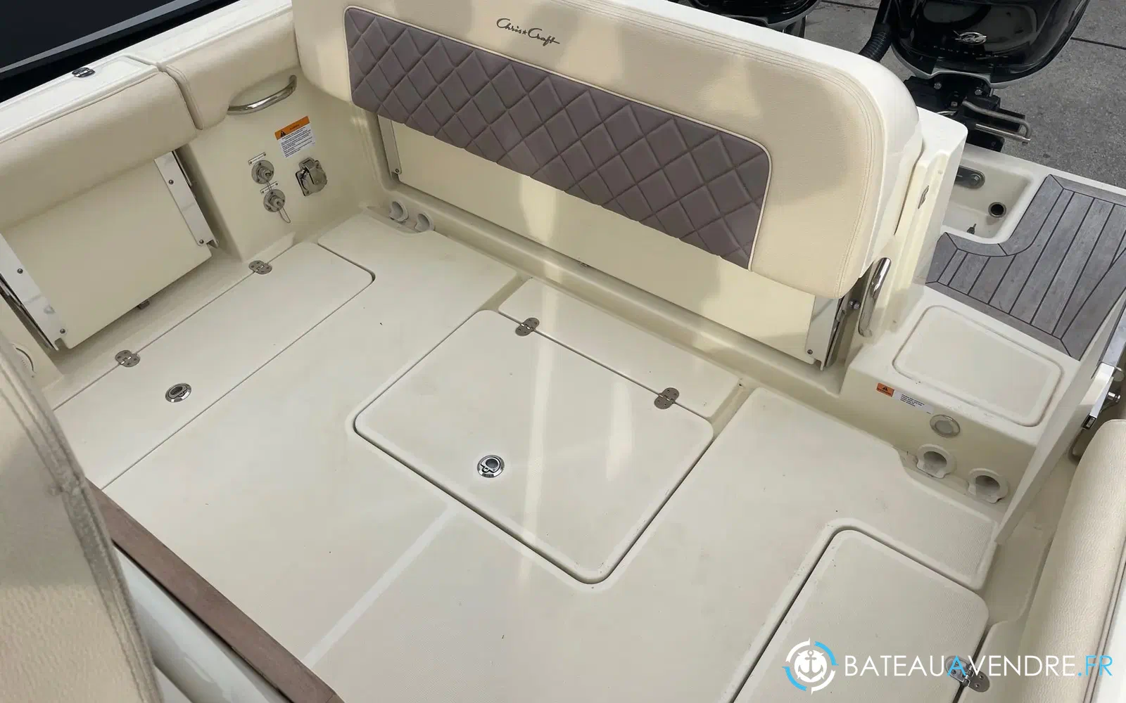 slider 14 Chris Craft Catalina 30