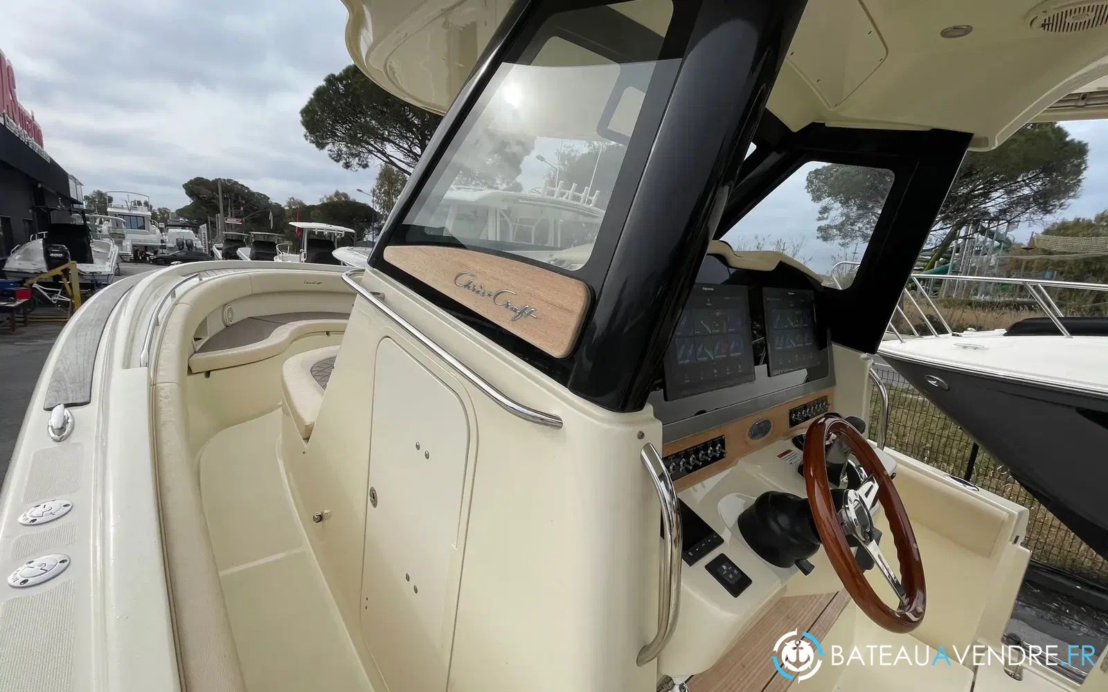 slider 19 Chris Craft Catalina 30