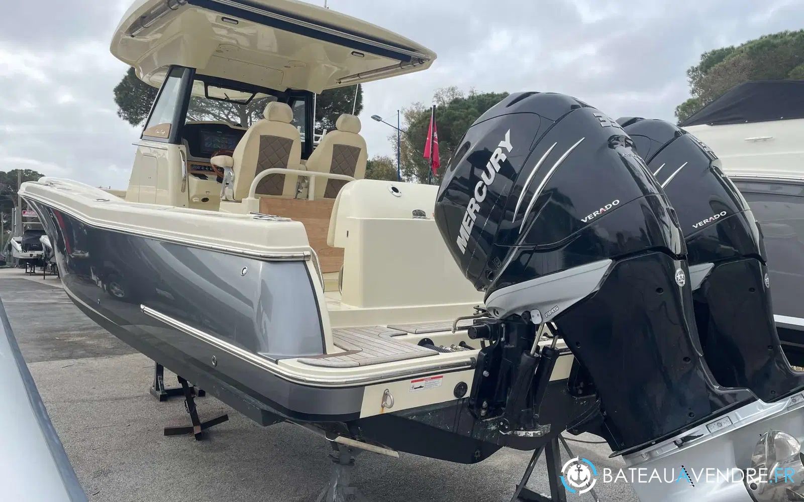 slider 25 Chris Craft Catalina 30