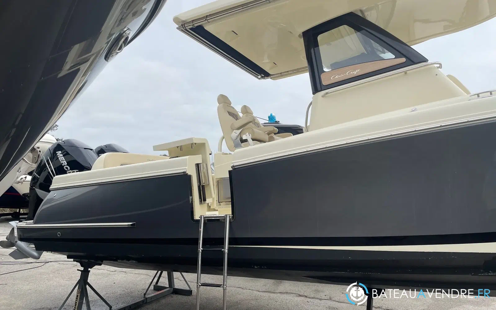 slider 26 Chris Craft Catalina 30