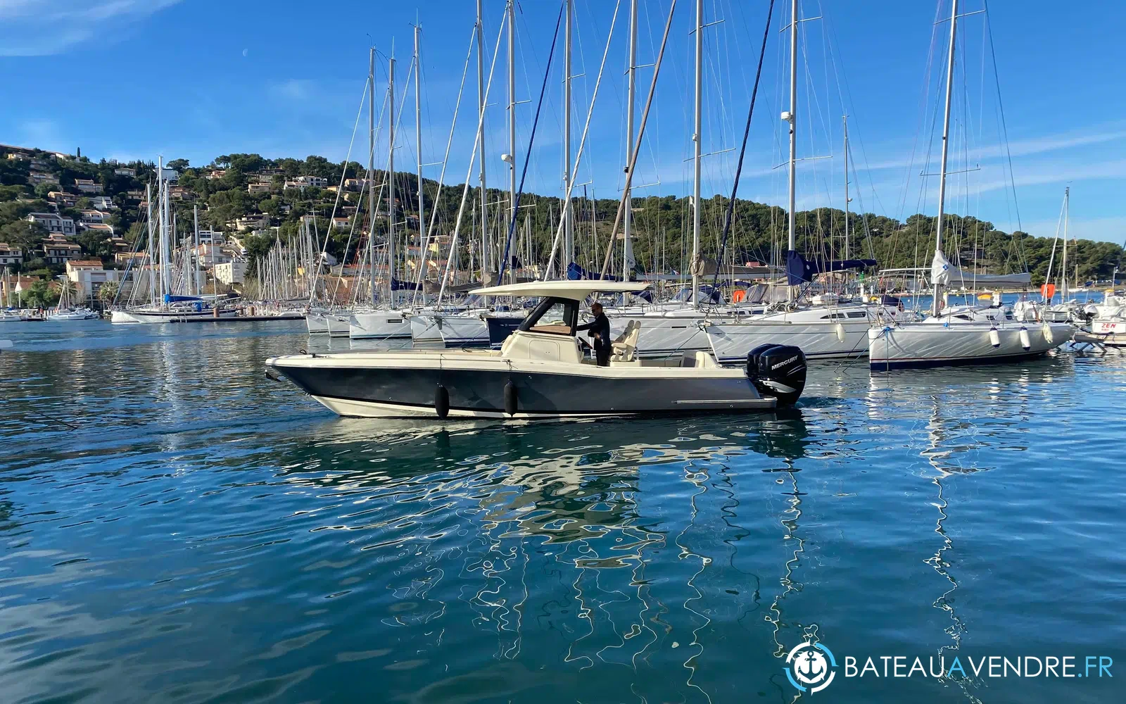 slider 30 Chris Craft Catalina 30