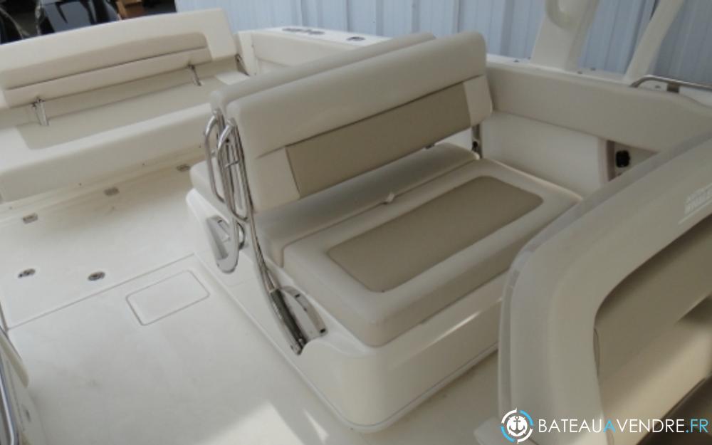 Boston Whaler 320 Vantage interieur photo 5