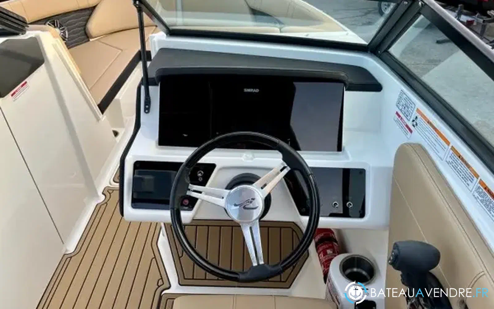 slider 9 Sea Ray 230