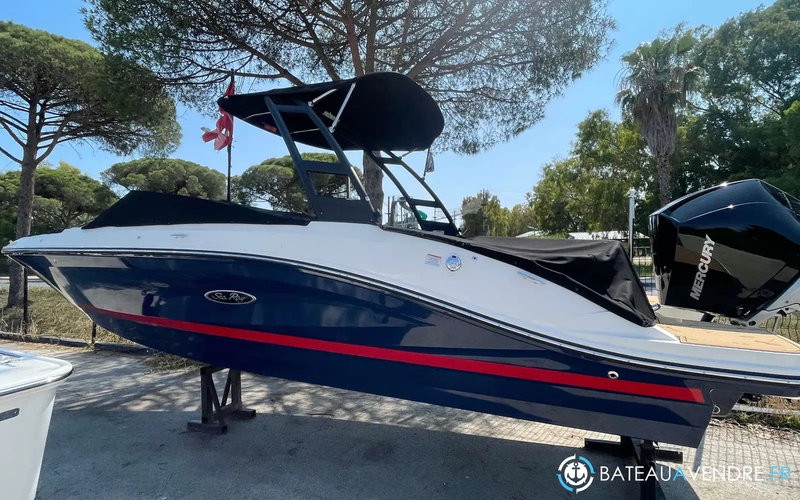 slider 1 Sea Ray 230