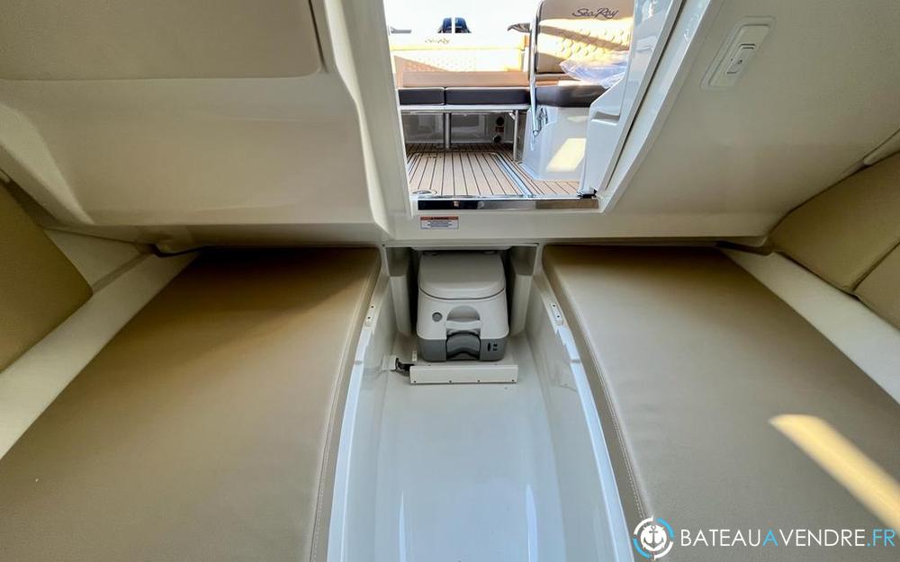 Sea Ray 230 Sun Sport interieur photo 3