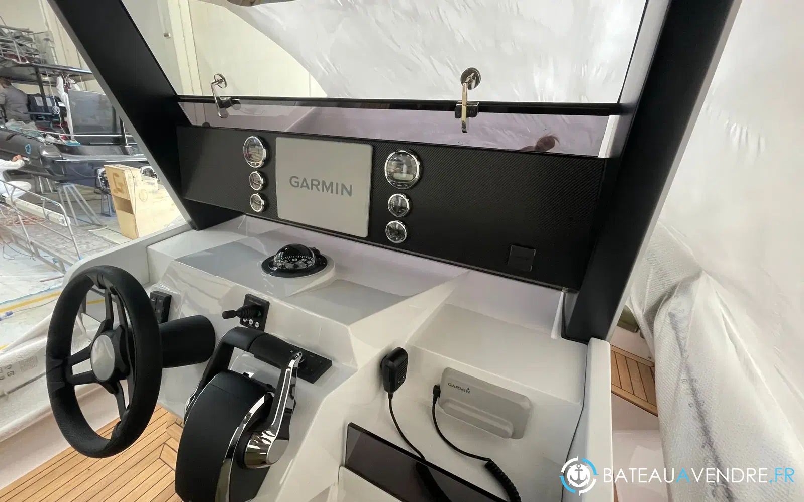 slider 12 Novamarine RH 1000