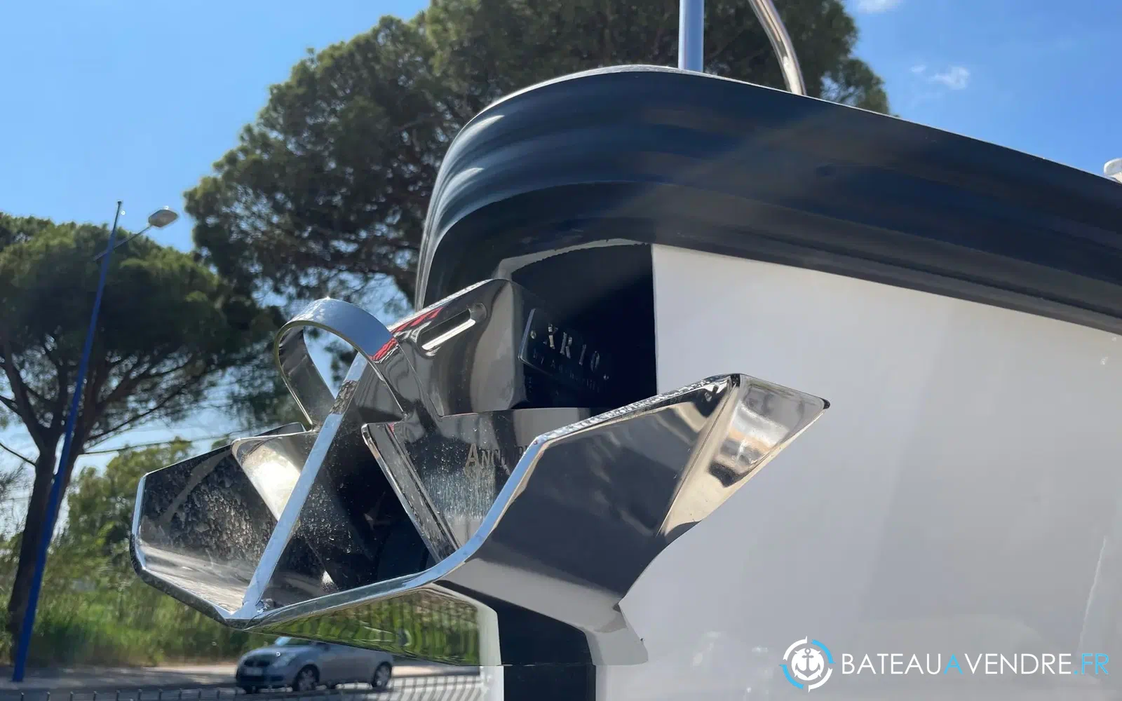 slider 14 Delta Powerboats T26