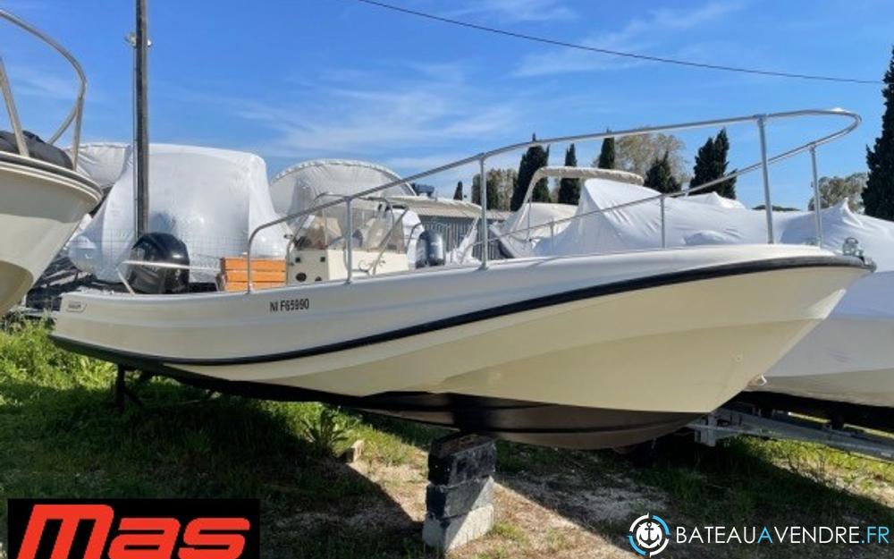 Boston Whaler 21 Outrage exterieur photo de présentation