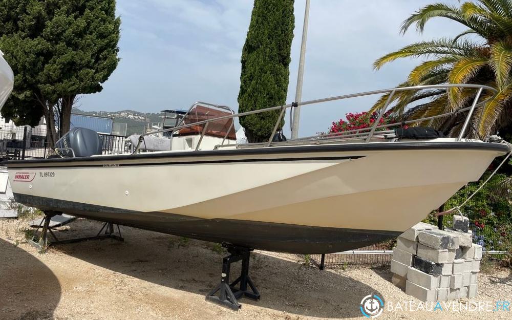 Boston Whaler 22 Outrage exterieur photo de présentation