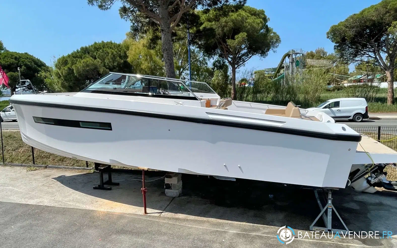 slider 0 Delta Powerboats 33 Open
