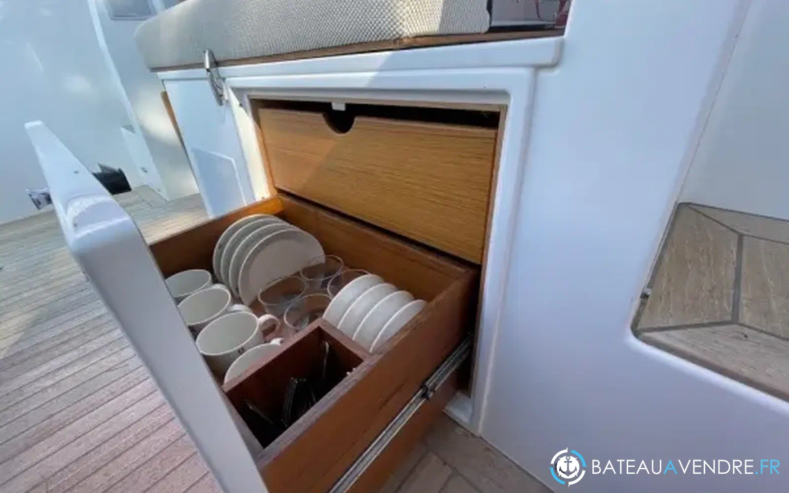 slider 6 Delta Powerboats 26 Open