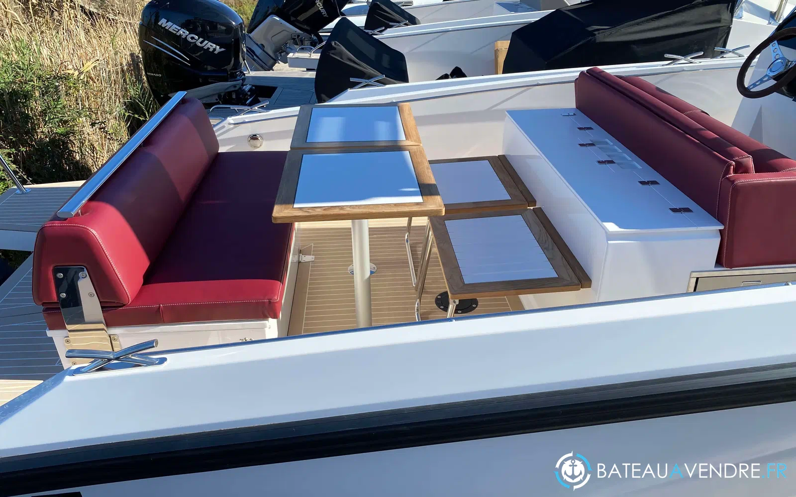 slider 16 Delta Powerboats T26
