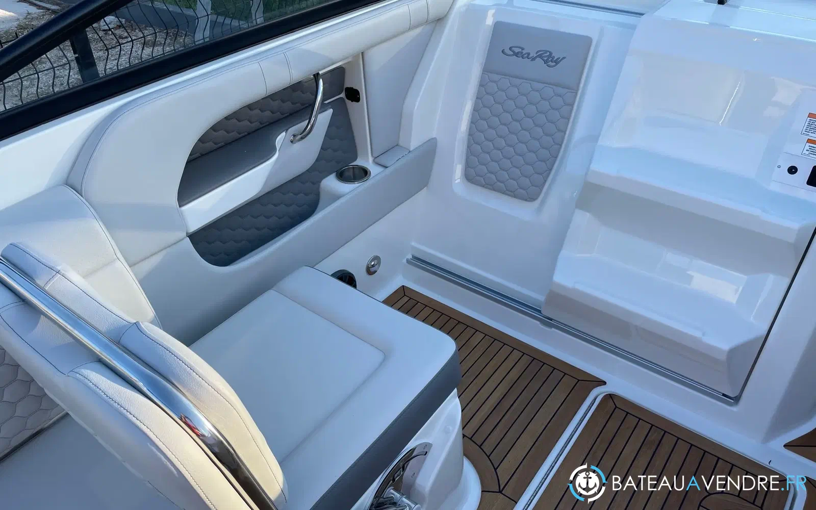 slider 10 Sea Ray 250 Sun Sport