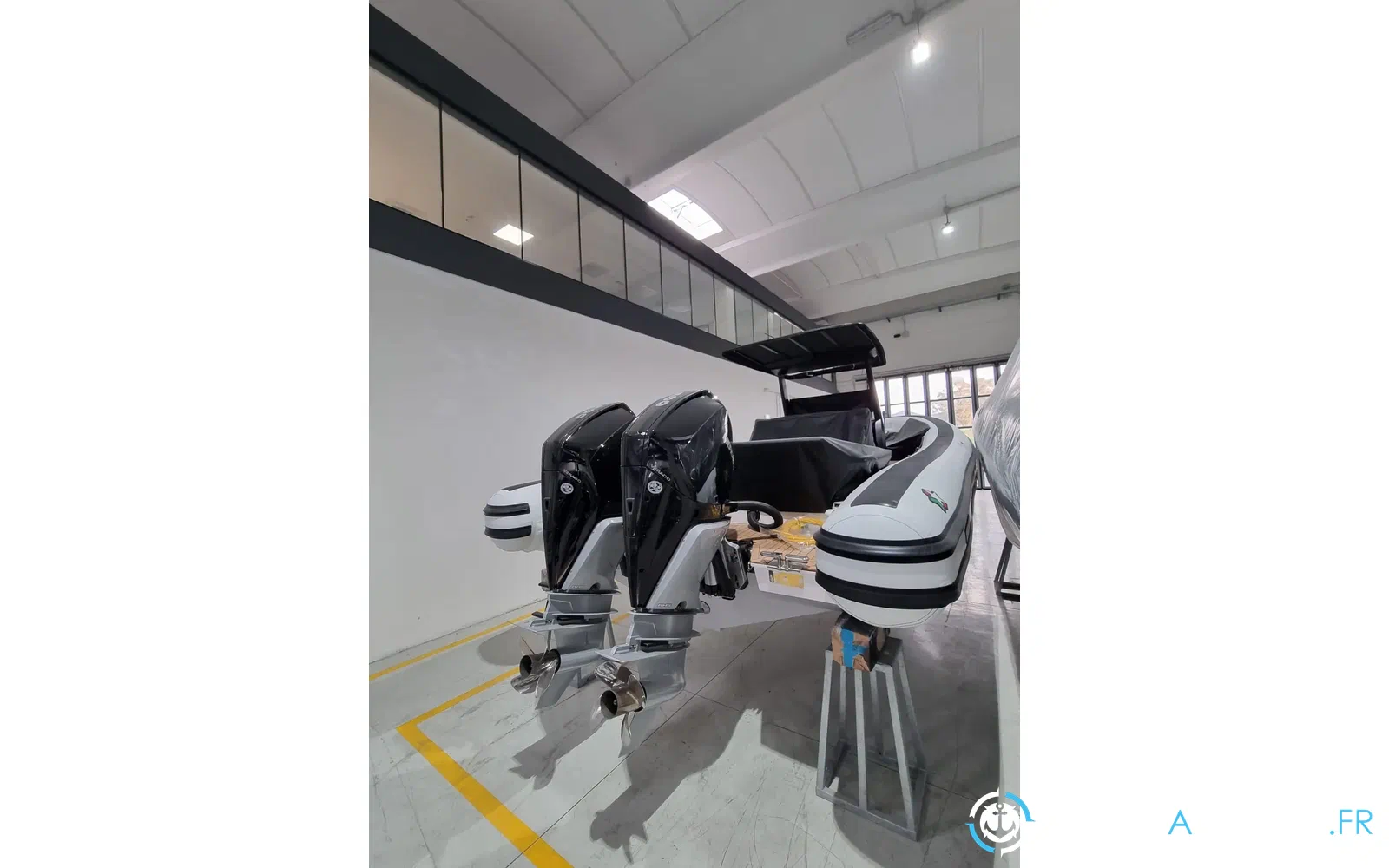 slider 13 Novamarine RH 1000