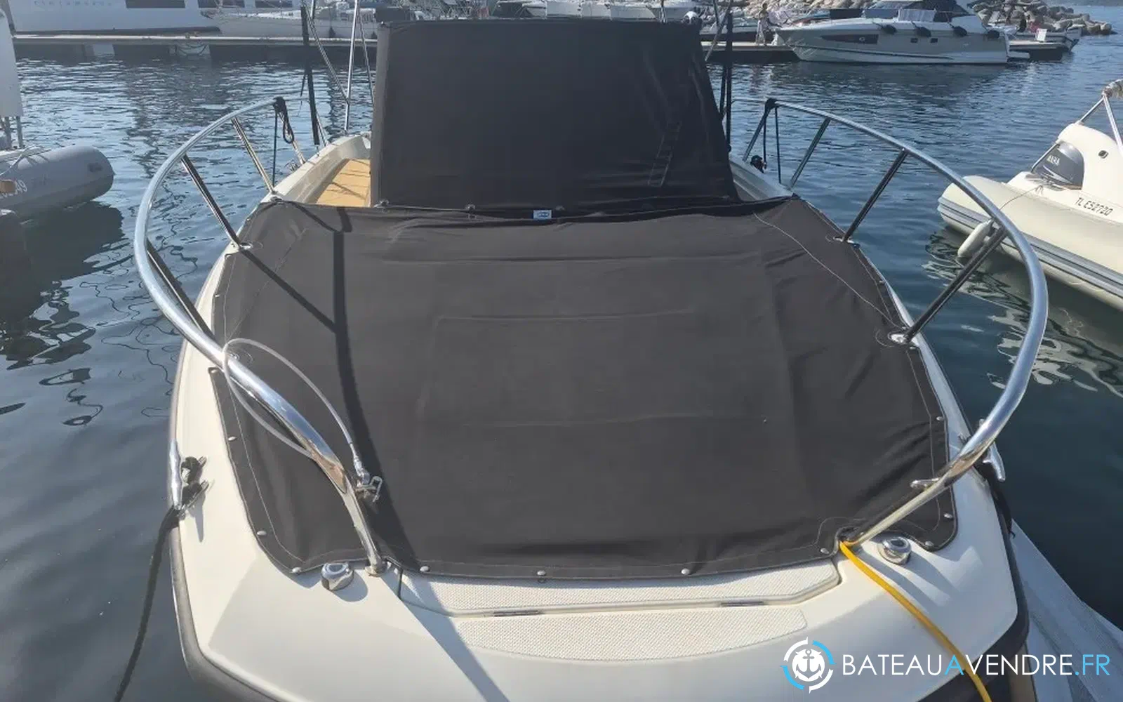 slider 4 Quicksilver Activ 875 Sundeck