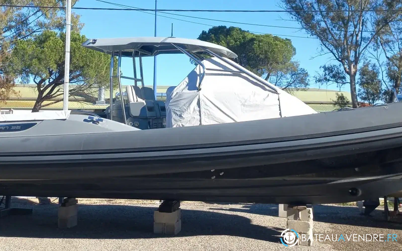 slider 0 Joker Boat Clubman 35