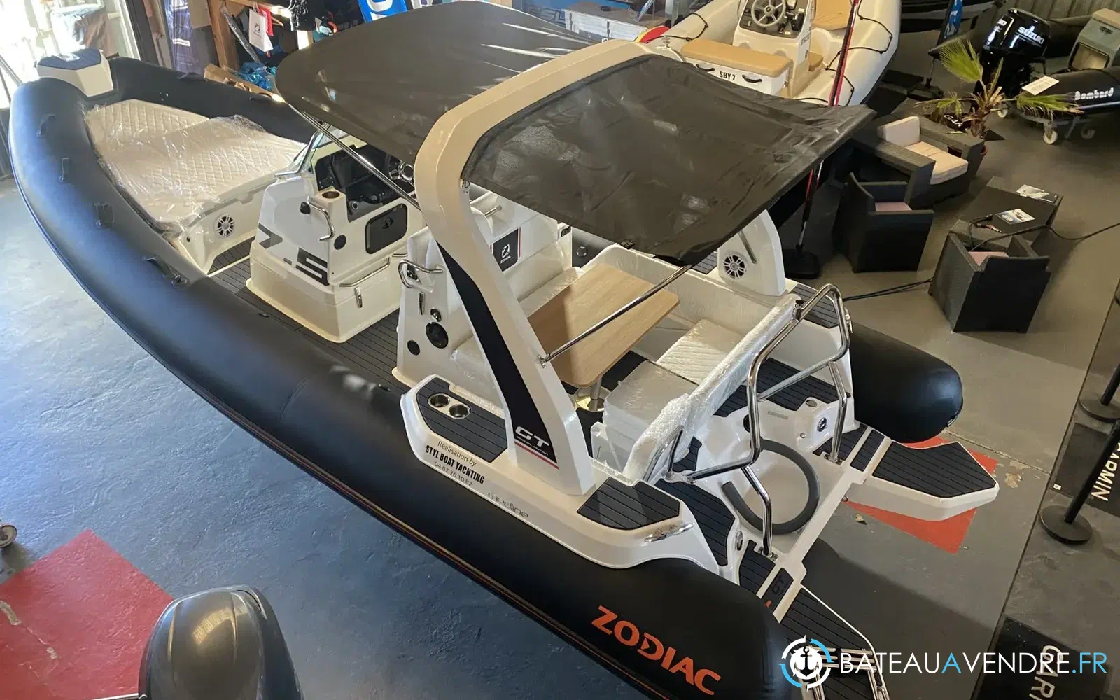 slider 1 Zodiac Medline 7.5 GT