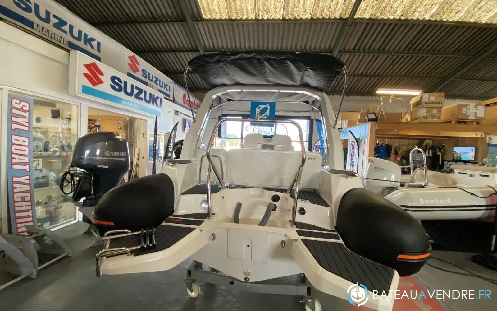 slider 3 Zodiac Medline 7.5 GT