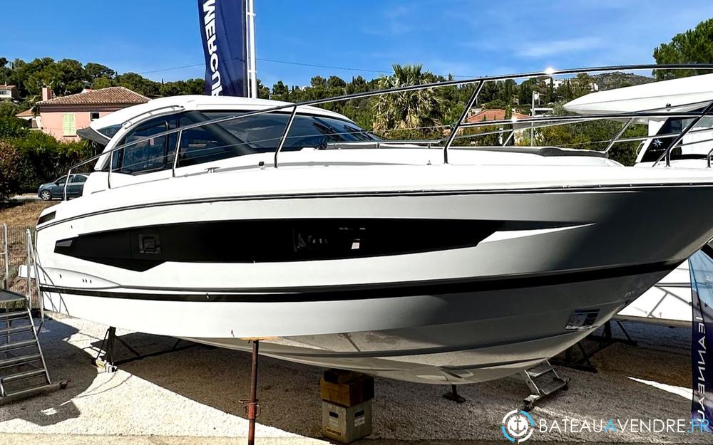 Jeanneau Leader 36 exterieur photo 2