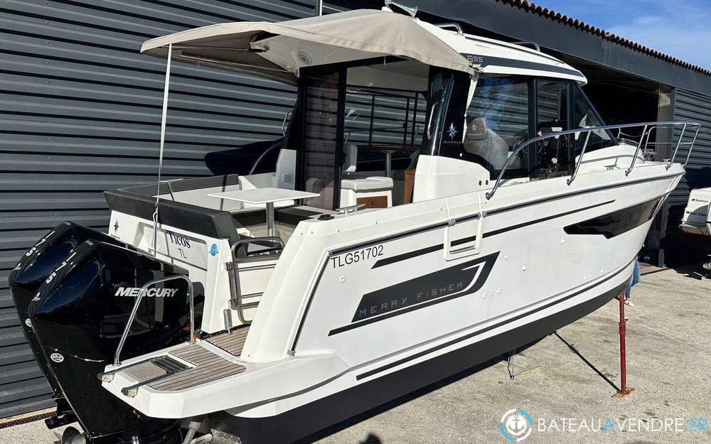 Jeanneau Merry Fisher 895 exterieur photo de présentation