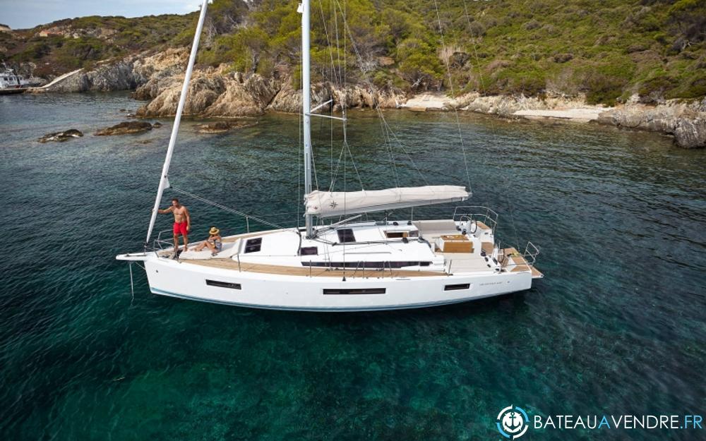 Jeanneau Sun Odyssey 440 exterieur photo de présentation