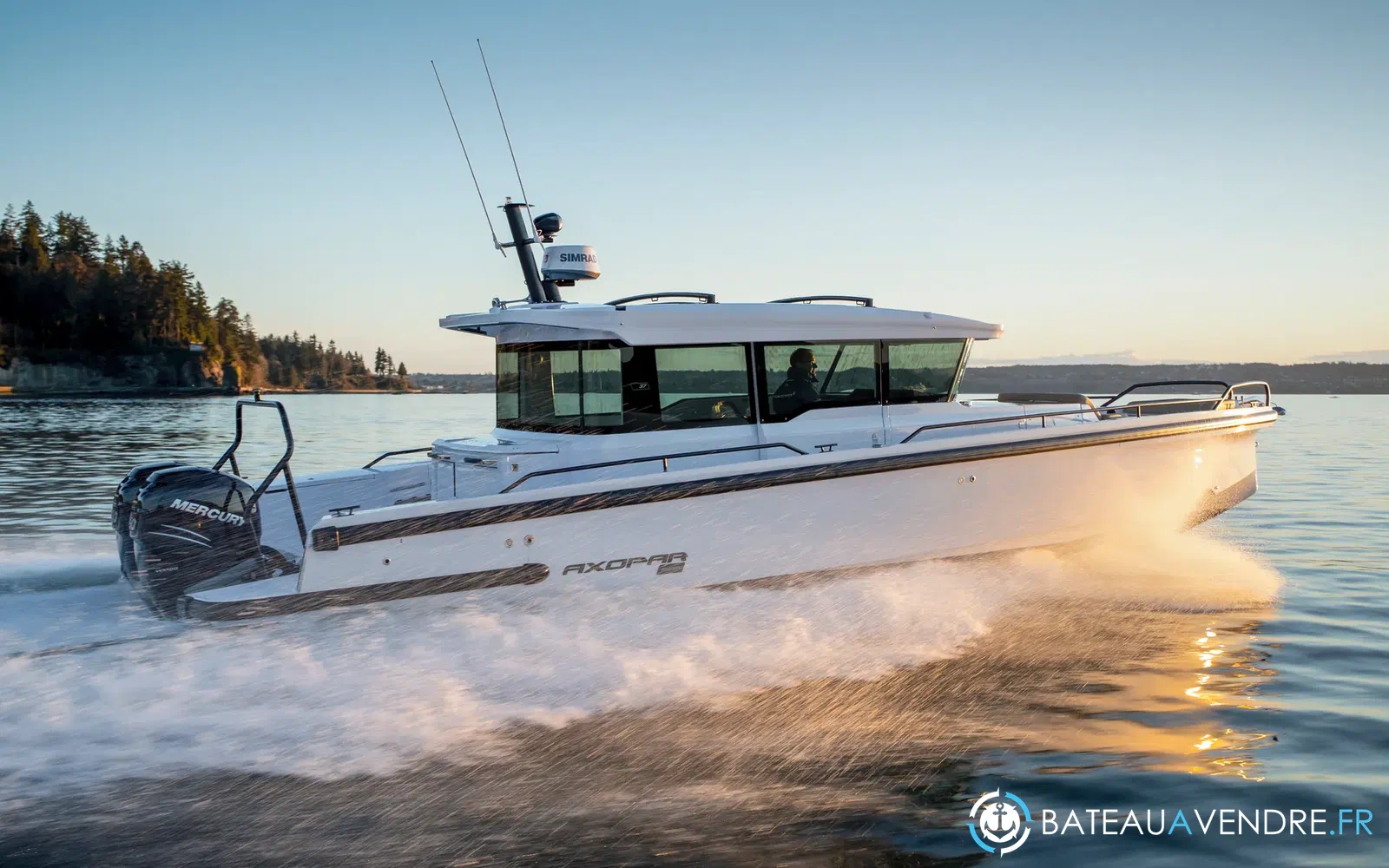 slider 1 Axopar 37 XC Cross Cabin