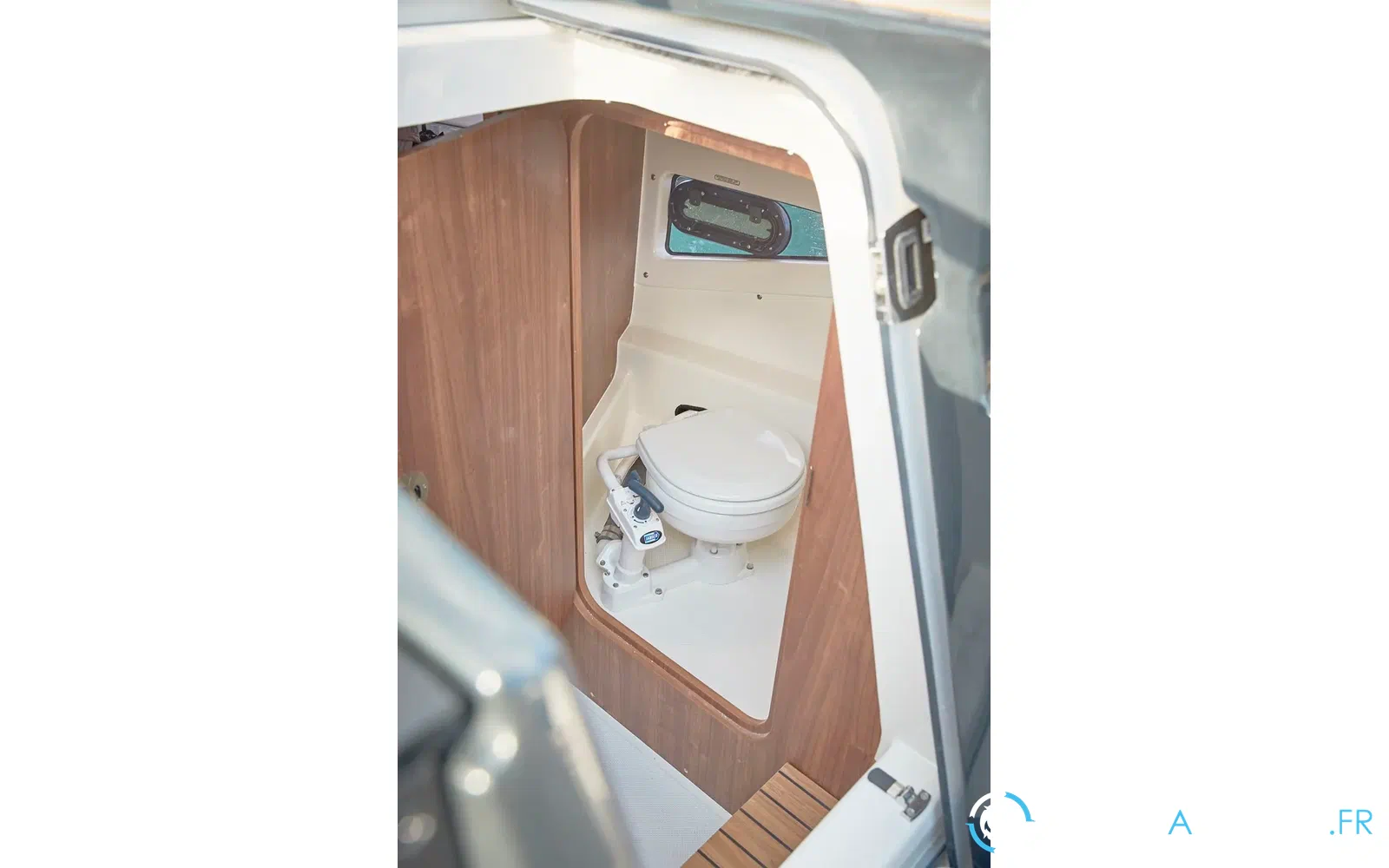slider 11 Quicksilver Activ 755 Cruiser