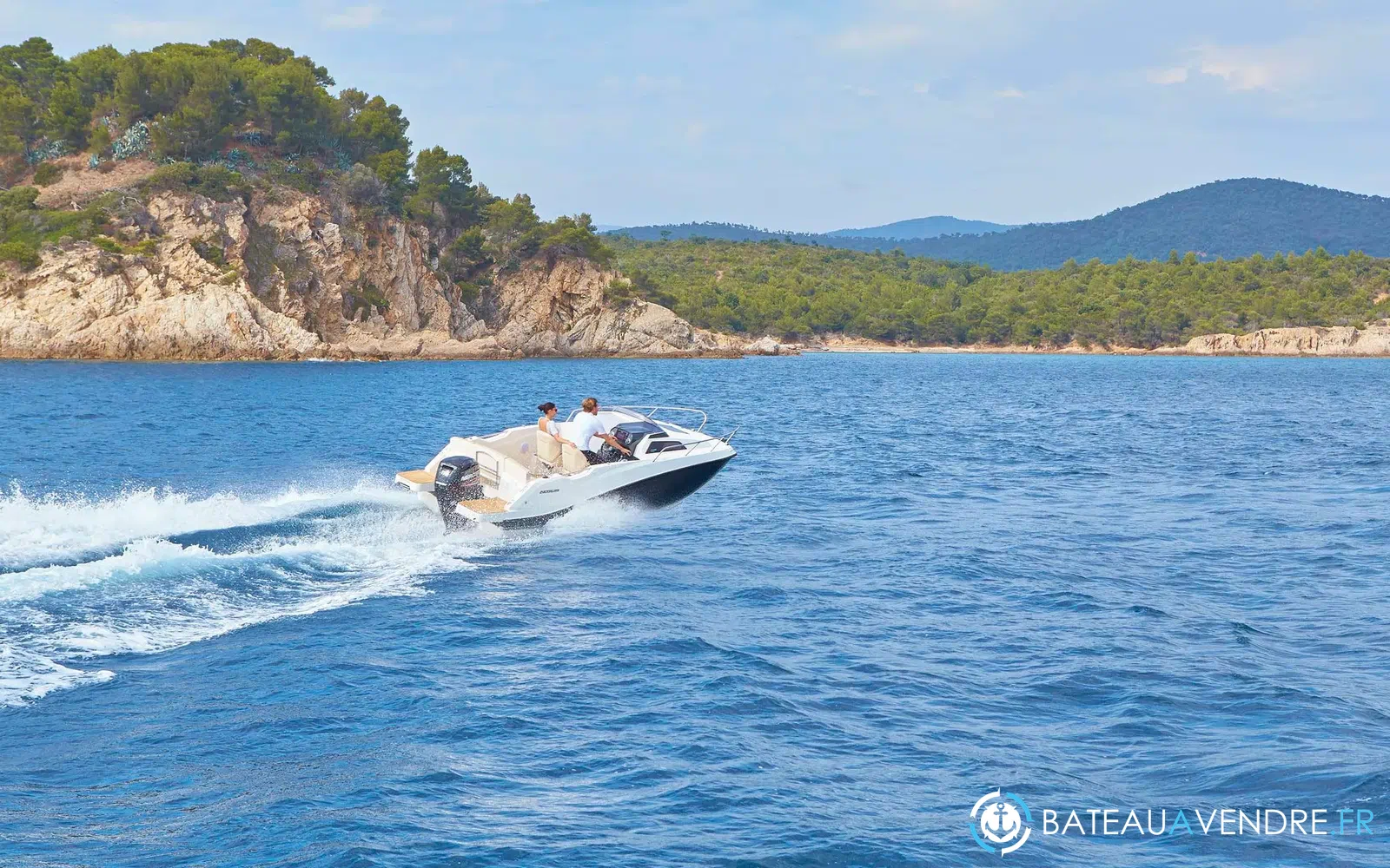 slider 13 Quicksilver Activ 555 Cabin