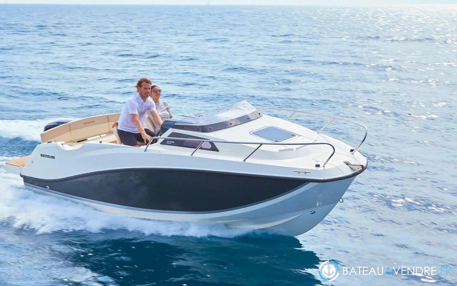 slider 4 Quicksilver Activ 555 Cabin