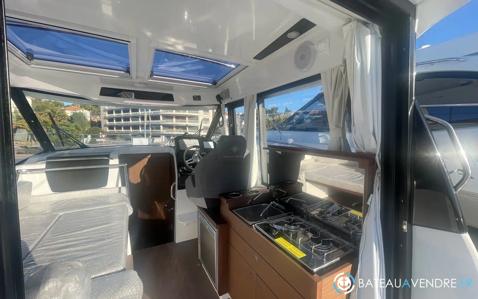 slider 5 Jeanneau Merry Fisher 895 Offshore