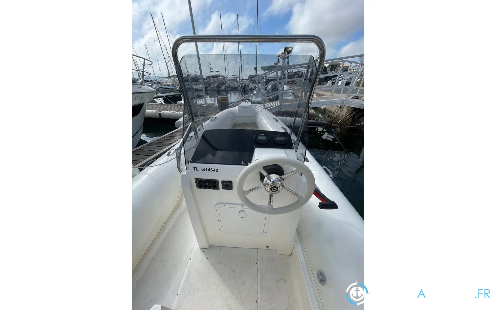 slider 4 Capelli Tempest 570