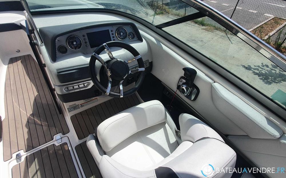 Regal 2300 RX interieur photo 5