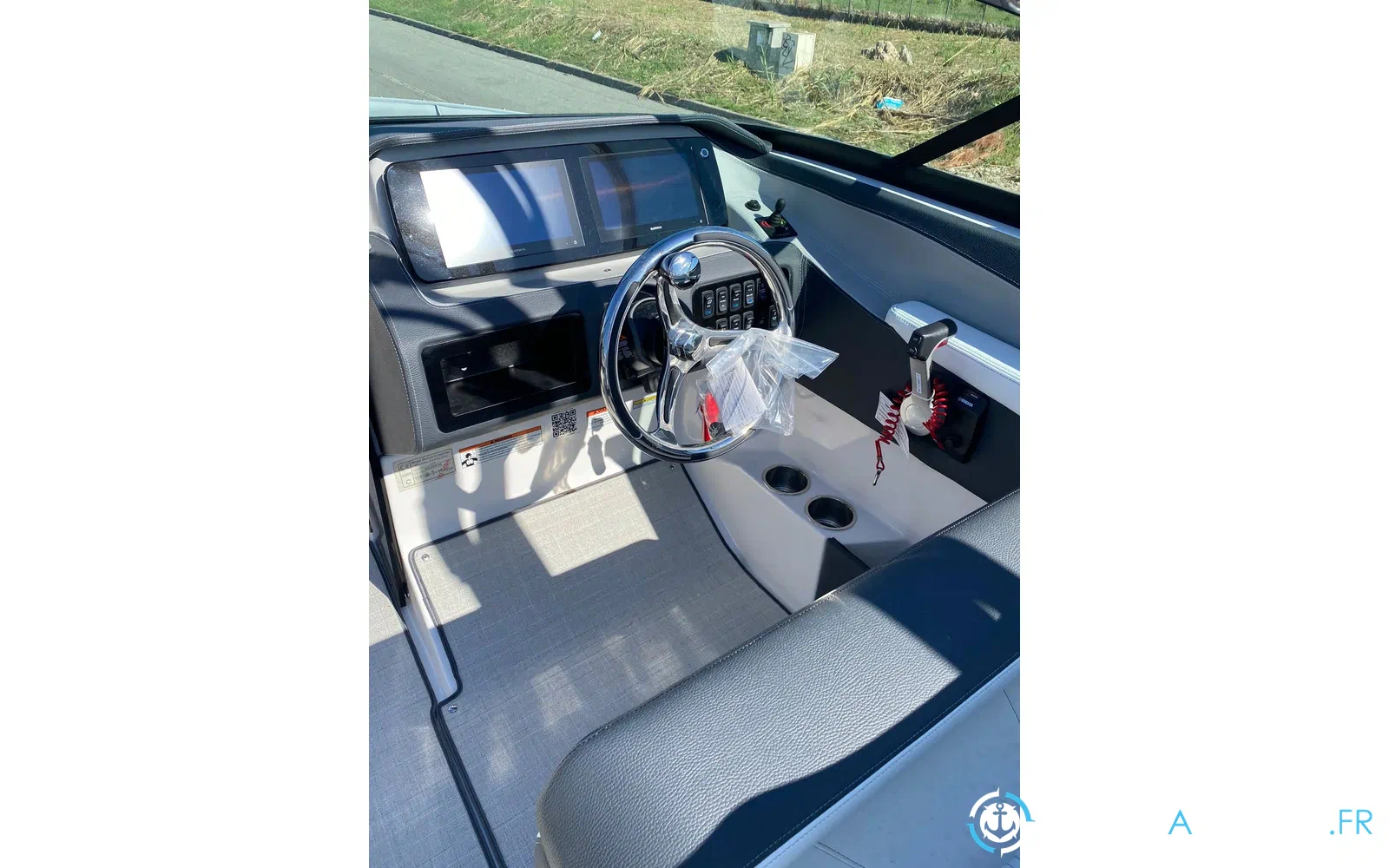 slider 4 Regal LX2