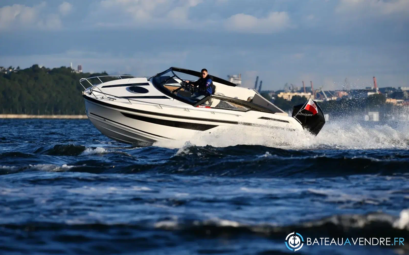 slider 0 Parker 720 Adventure