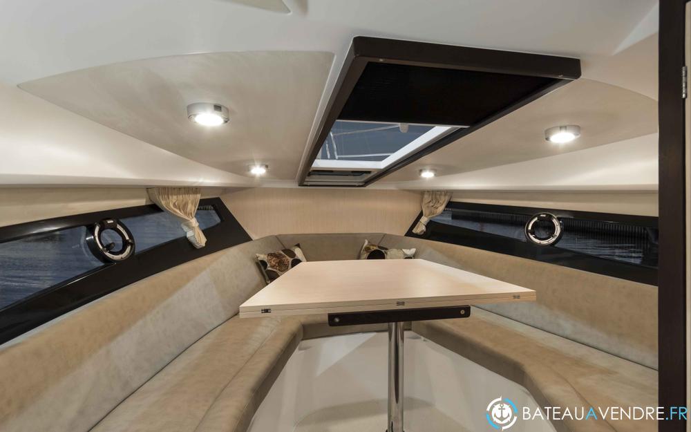 Galeon 305 HTS interieur photo 4