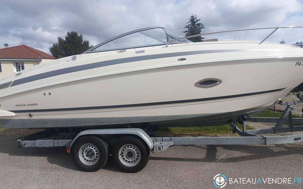 Bayliner 742 Cuddy exterieur photo de présentation