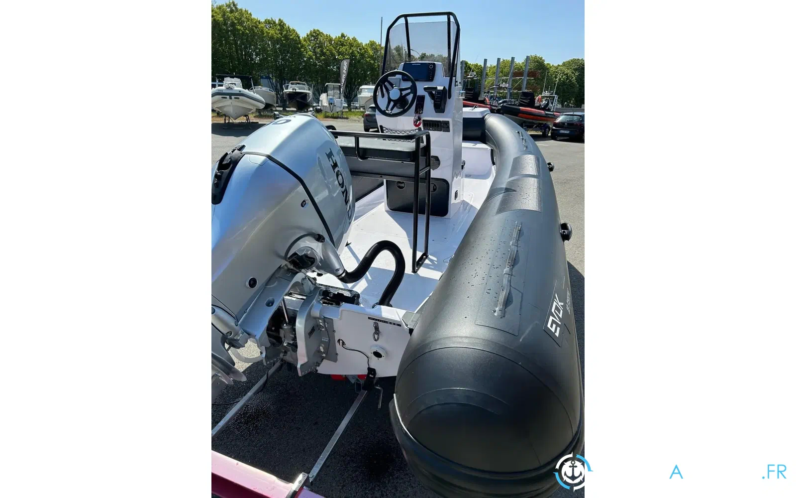 slider 3 Evok Marine Evok 18 Fishing