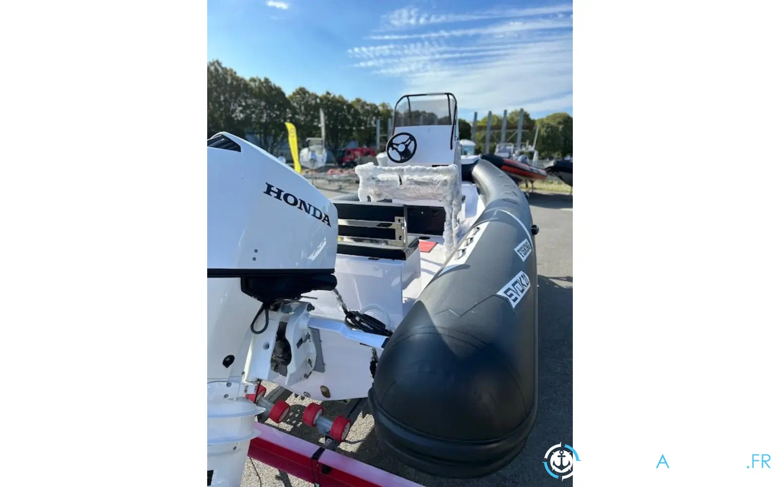 slider 4 Evok Marine Evok 21 Fishing