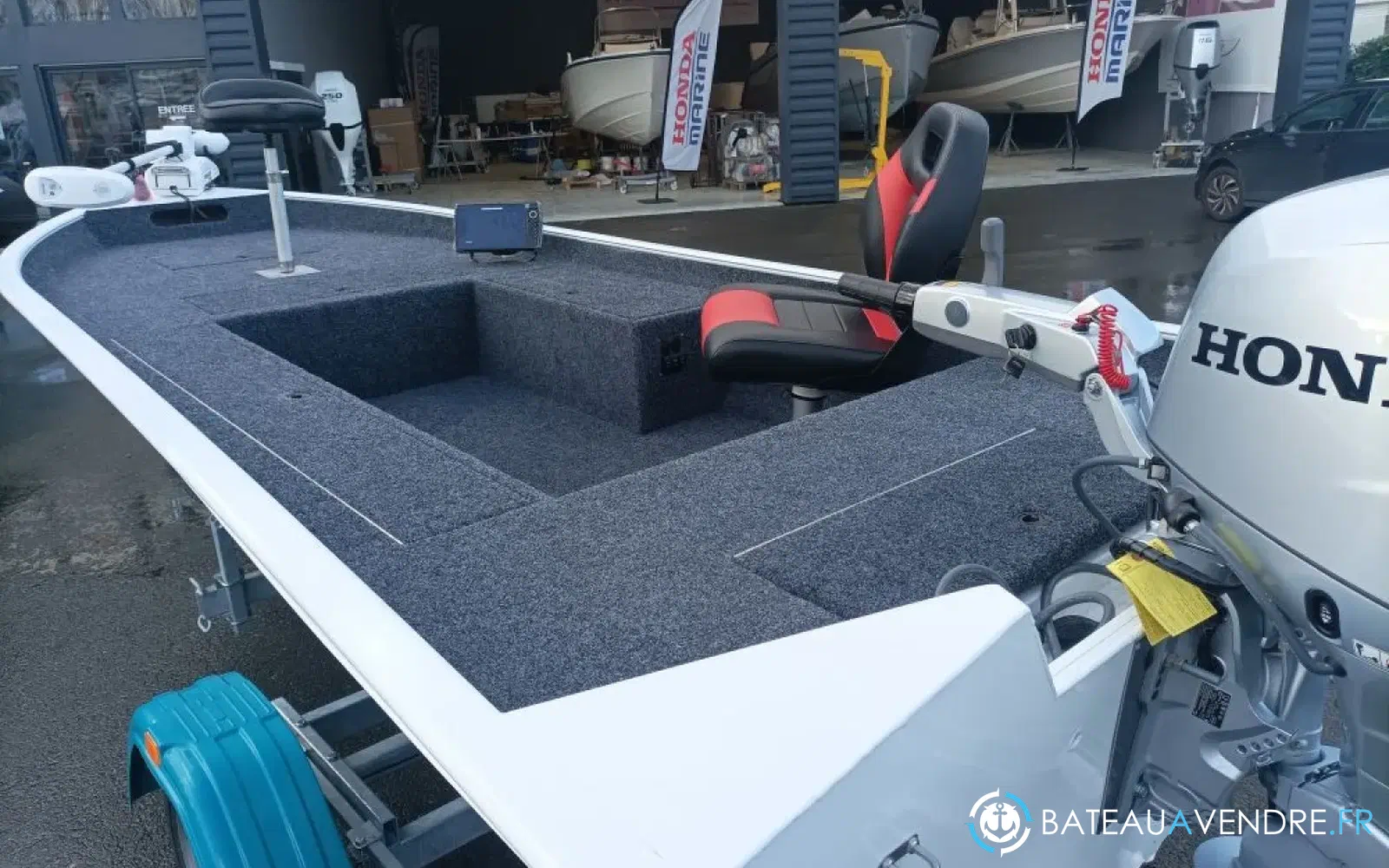 slider 12 Smartliner 450 Bass Boat