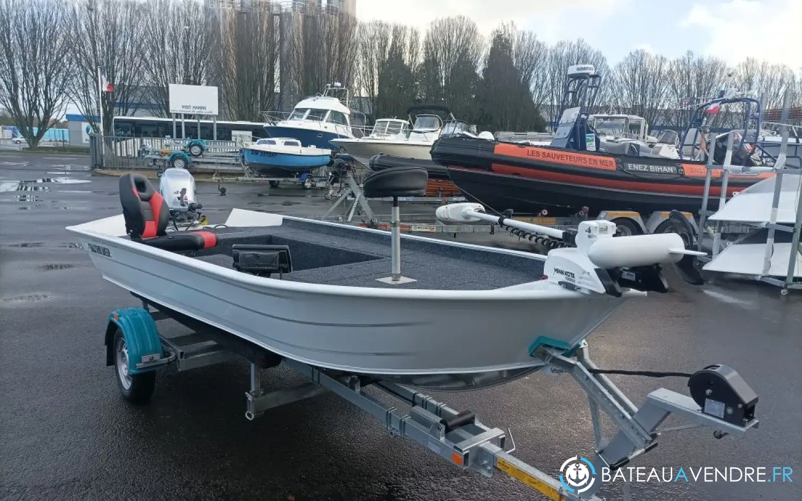 slider 2 Smartliner 450 Bass Boat