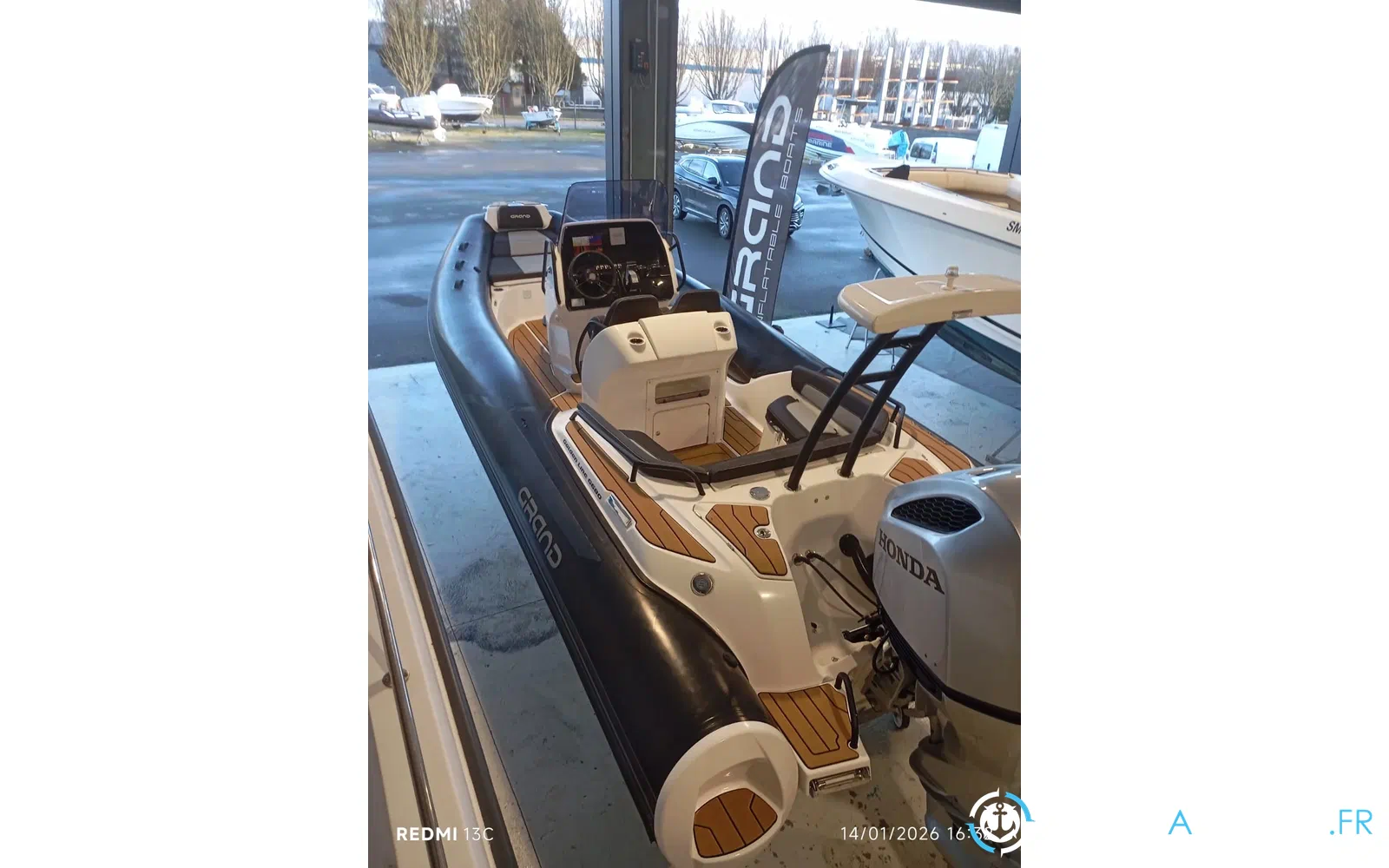 slider 0 Grand Golden Line 680