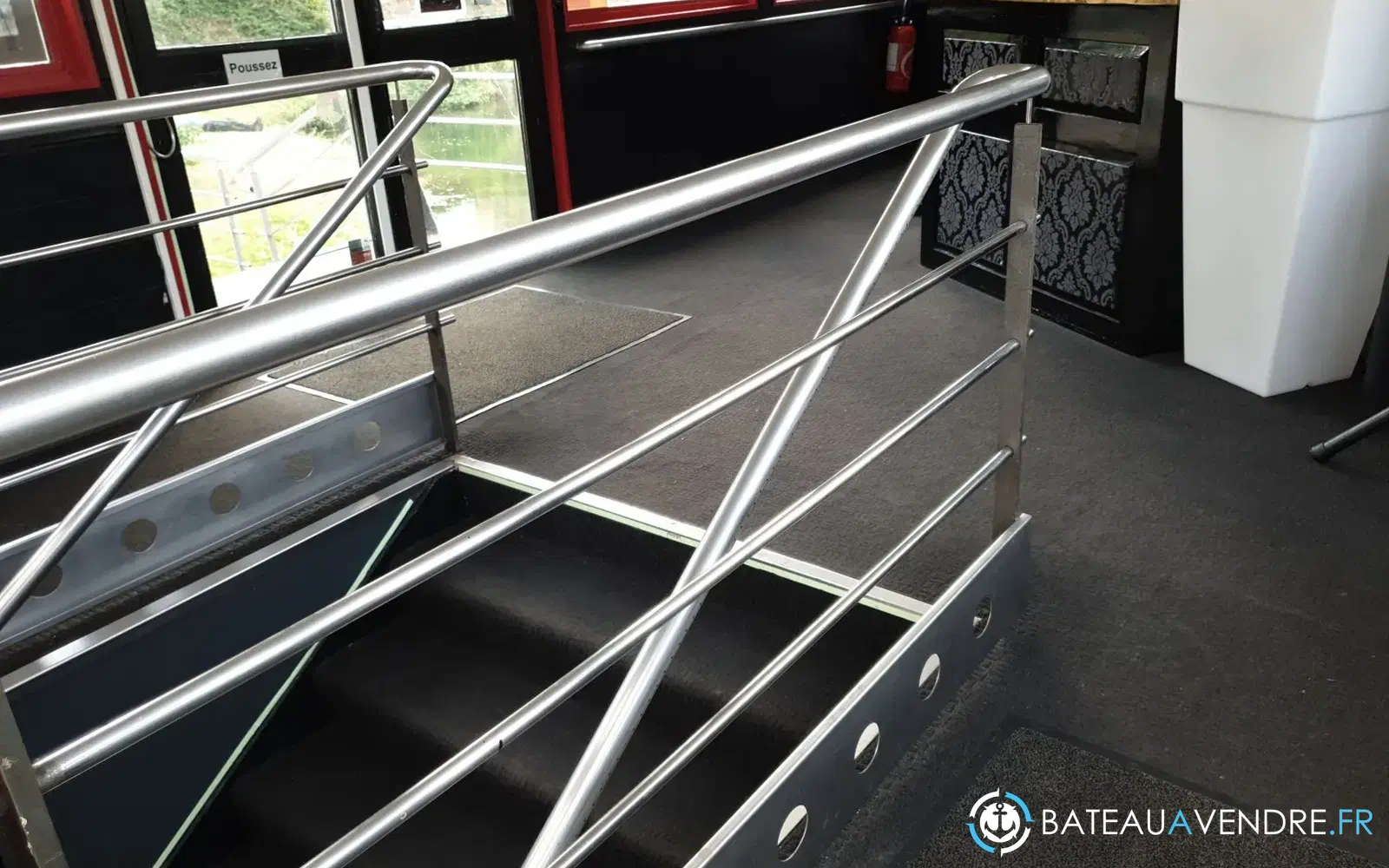 slider 2 Bateau Passagers EF ERP 163 PAX sur 2 niveaux, bar de nuit, restaurant possible