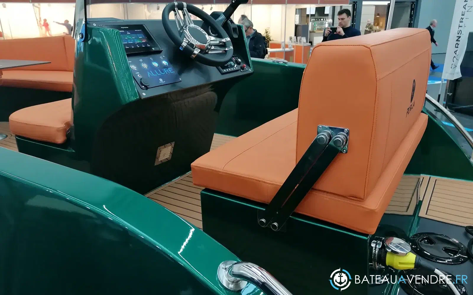 slider 12 Navette Taxi Allure 600 S