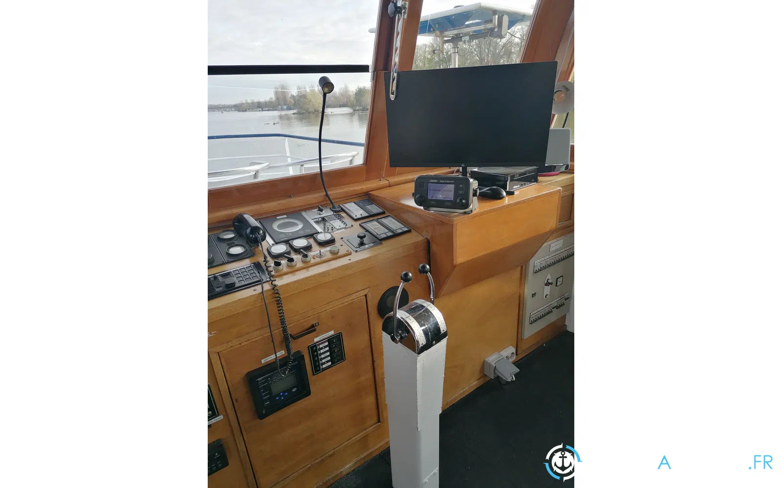 slider 13 Bateau Passagers 150 Pax Restaurant 2 Niveaux