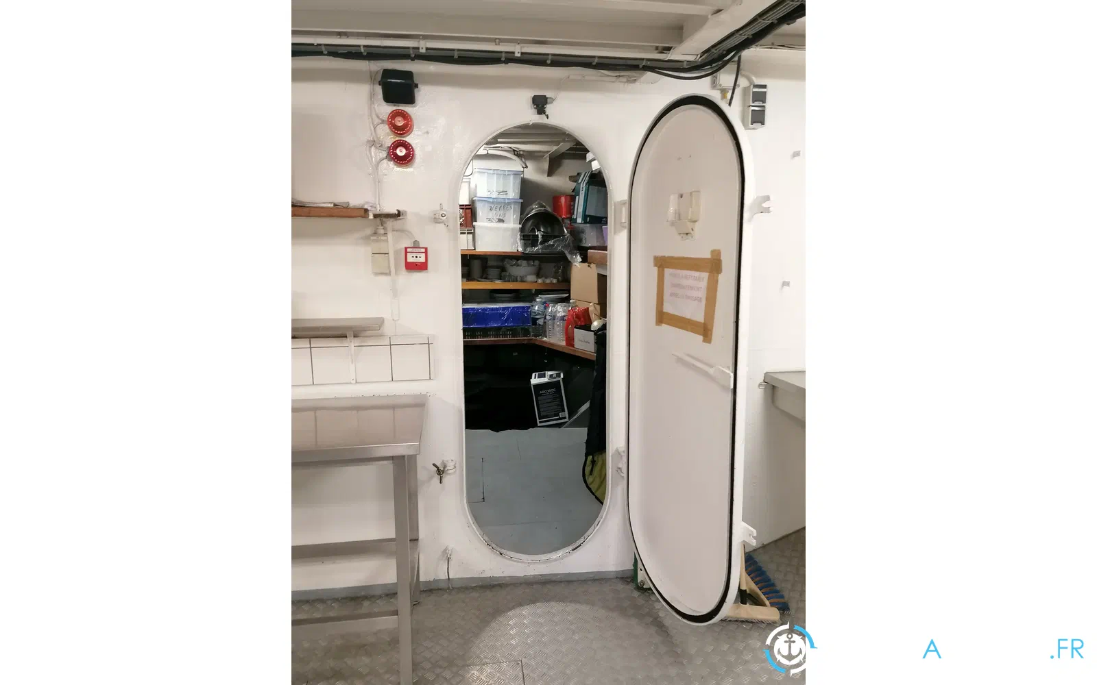 slider 31 Bateau Passagers 150 Pax Restaurant 2 Niveaux