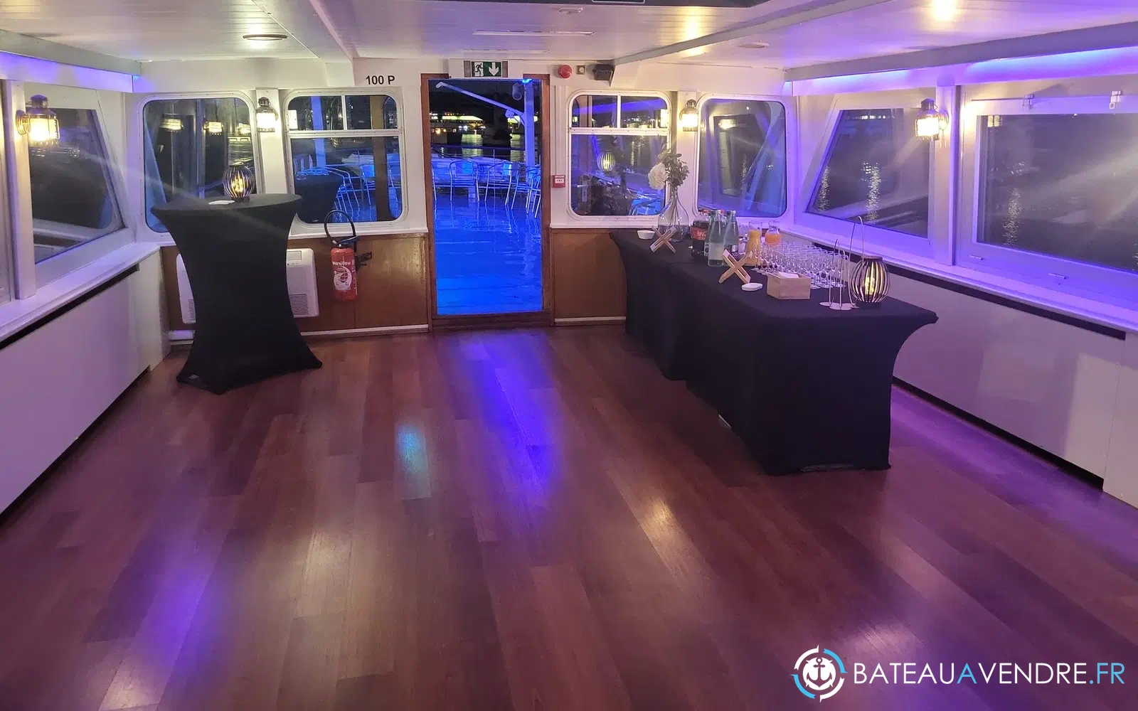slider 38 Bateau Passagers 150 Pax Restaurant 2 Niveaux