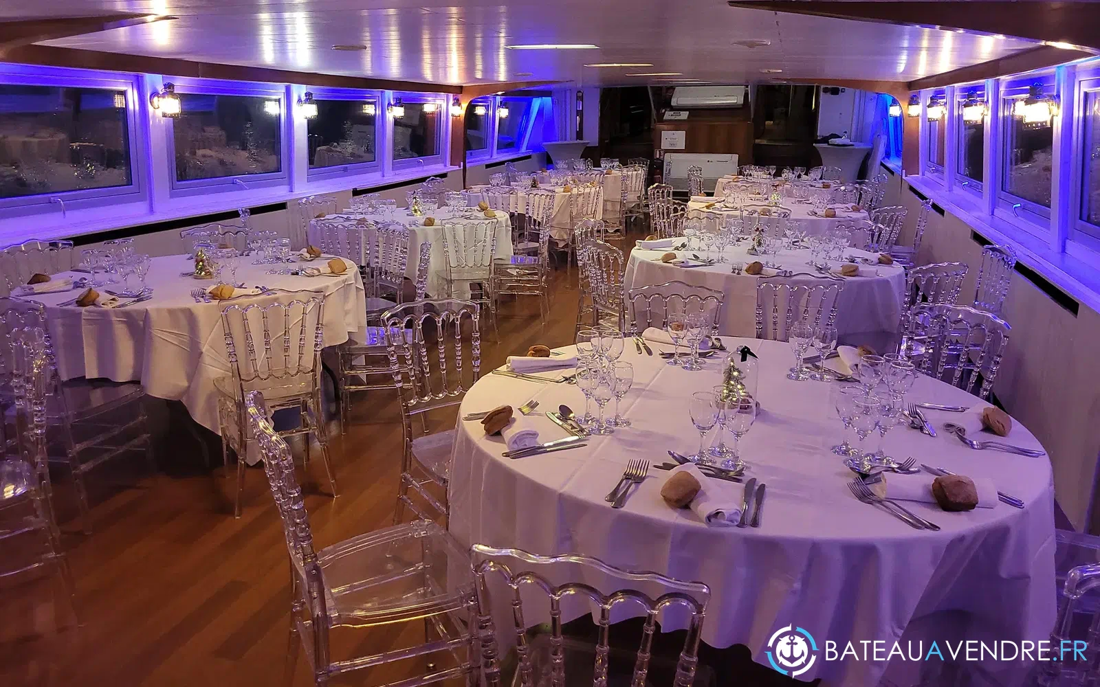 slider 39 Bateau Passagers 150 Pax Restaurant 2 Niveaux