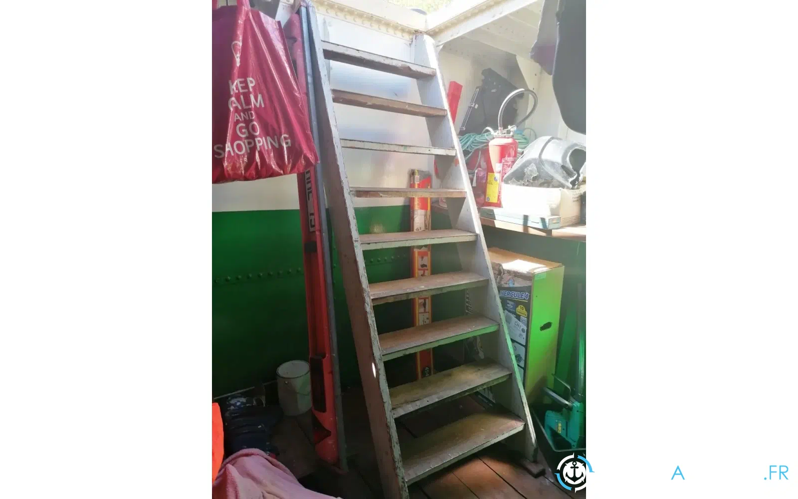 slider 17 Bateau Logement Péniche 4 chambres aménagées
