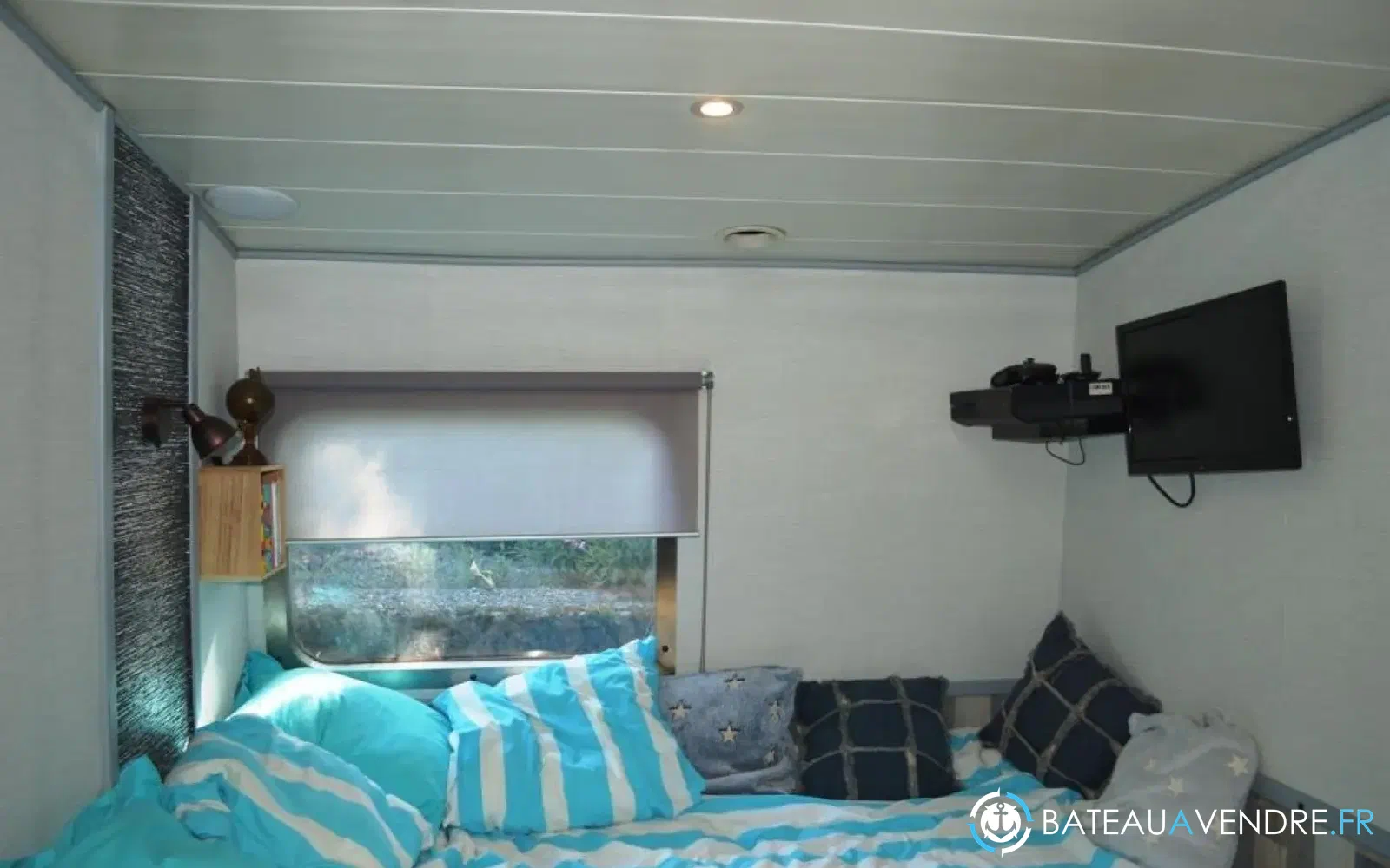 slider 16 Bateau Logement Silure 15m 2 Cabines