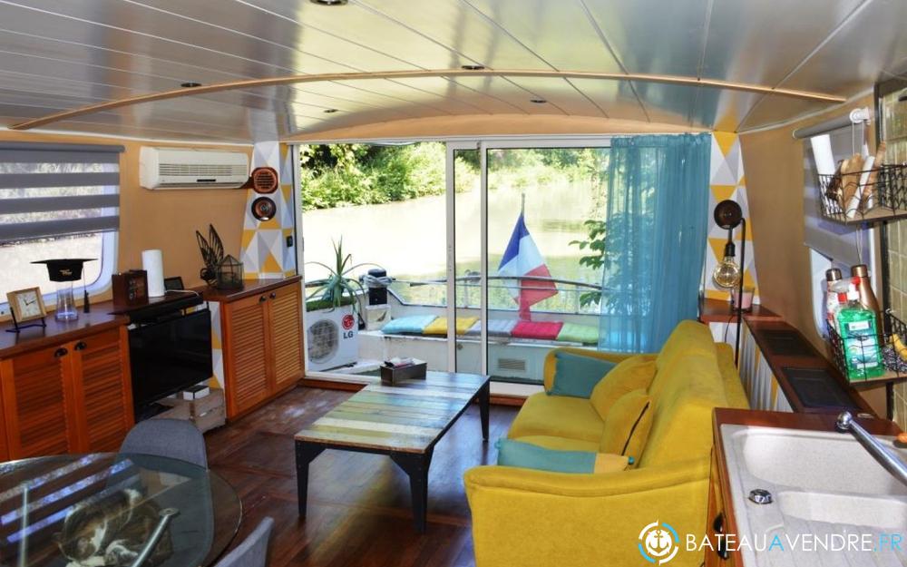 Bateau Logement Silure 15m 2 Cabines interieur photo 2